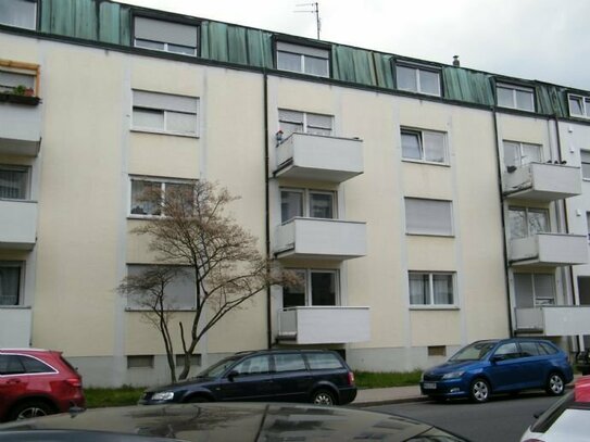 1 1/2-Zimmer-Apartment mit Balkon, Nähe Klinikum