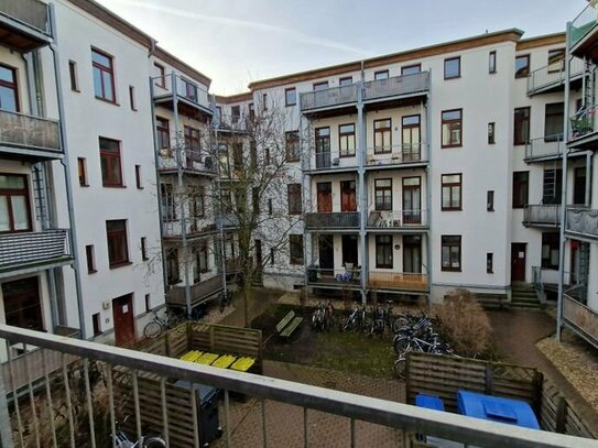 1-Zimmer-Wohnung mit Balkon und Einbauküche ist frei