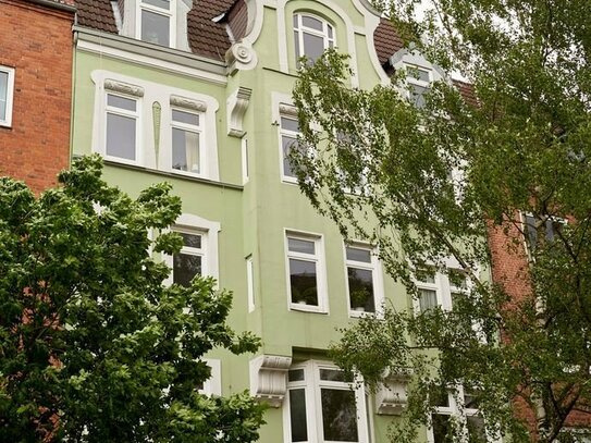 2 Zimmer Wohnung saniert mit EBK, Duschbad; Balkon