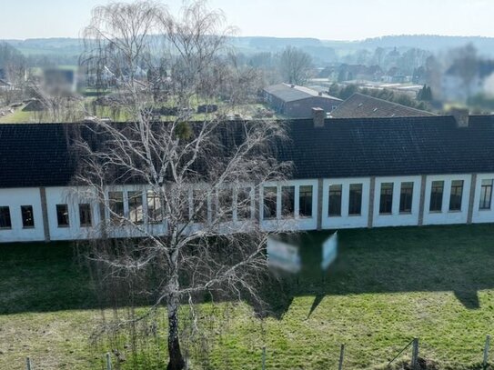 Gewerbeimmobilie mit vielfältigen Nutzungsmöglichkeiten in Groß Plasten