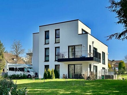 Idylle und hoher Wohnkomfort - Neuwertige 3-Zimmer Eigentumswohnung in Toplage von Bad Pyrmont