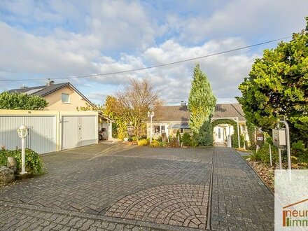 Einfamilienhaus in ruhiger Lage: Doppelgarage, großes Grundstück und einzigartiger Ausblick inkl.