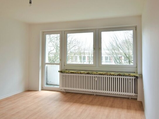 3 Zimmer Wohnung mit Balkon