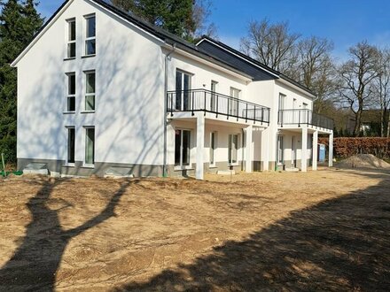 familienfreundliche energieeffiziente Neubau-Doppelhaushälfte mit 2 Wohneinheiten
