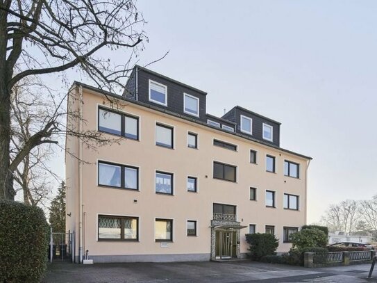 Lichtdurchflutete 3-Zimmer-Wohnung mit Südbalkon und Außenstellplatz in Köln-Mülheim