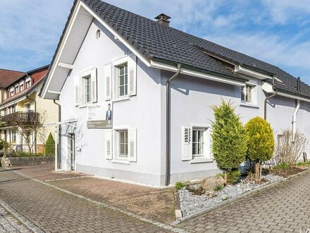 Die Gelegenheit zum freistehenden Haus mit schönem Garten in Wallbach