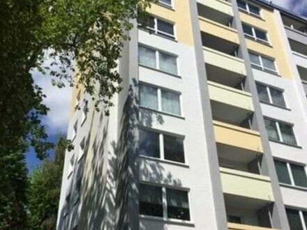 Super schön geschnittene 3-Raum-Wohnung mit Balkon für die junge Familie!