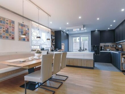 Stilvoll Wohnen: Exklusive 4-Zimmer-Wohnung mit Südbalkon und Smart-Home-Luxus!