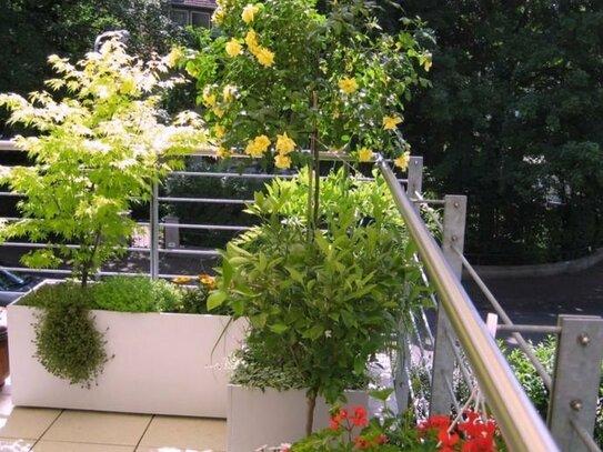 Kapitalanlage in gehobener, ruhiger Wohnlage mit schönem Balkon!