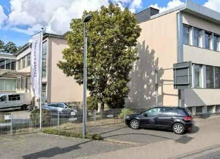 Lagerhalle mit Bürotrakt in TOP zentraler Verkehrslage in Buchenau (Rampe, Lasten-Lift usw. vorhanden)