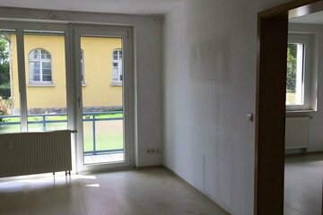 3-Raum-Wohnung mit Balkon im Erdgeschoss