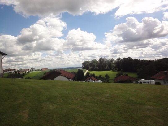 Sonniges Baugrundstück mit Traumfernblick in Hauzenberg-Tiessenhäusl