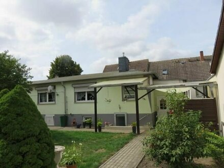 "Achtung Preissenkung" Einfamilienhaus mit Grundstück und Garage