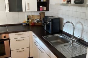 Nachmieter für schöne, voll möblierte 3-Raum Wohnung in Meiningen incl. EBK usw. gesucht.