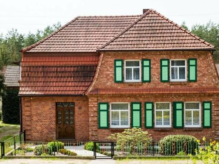 Einfamilienhaus mit Nebengelass in ruhiger Dorf- und Waldrandrandlage Mecklenburgs