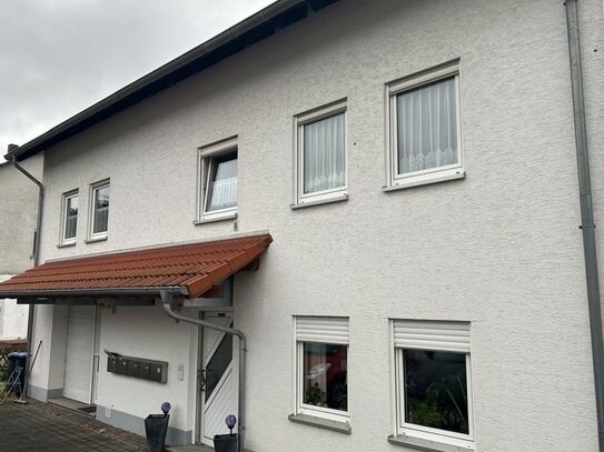 Freistehendes gepflegtes Mehrfamilienhaus mit 5 Wohneinheiten in sehr gepflegtem Zustand, voll vermietet