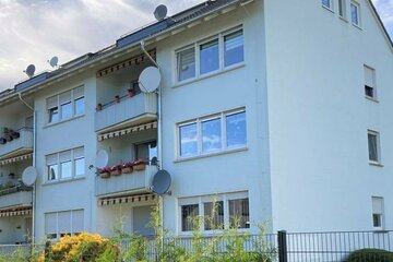 Investment: ETW im Erdgeschoss (Hochpattere) - 3ZKB mit Balkon in Bad Salzuflen