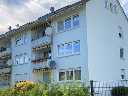 Investment: ETW im Erdgeschoss (Hochpattere) - 3ZKB mit Balkon in Bad Salzuflen