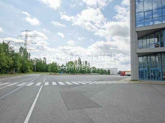 Logistik-/Produktionshallen im Logistikzentrum Altlandsberg