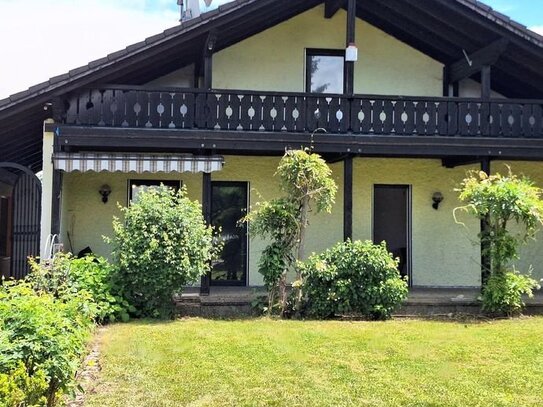 Besonderer Bungalow auf einem wunderschönem 1450m² großem Eckgrundstück