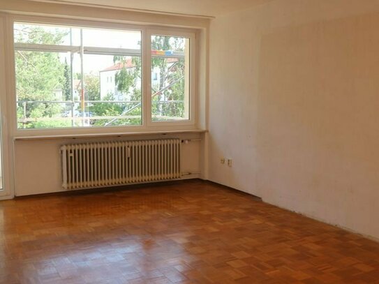 Helle 3 1/2 Zi.-Wohnung in Germering mit 2 Balkons und Tiefgarage zu verkaufen. OHNE PROVISION !