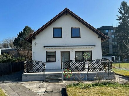 Einfamilienhaus mit großem Garten in München-Untersendling