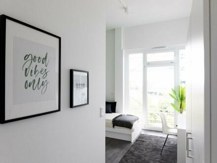 Möbliertes Apartment mit Balkon in Düsseldorf- Rath!