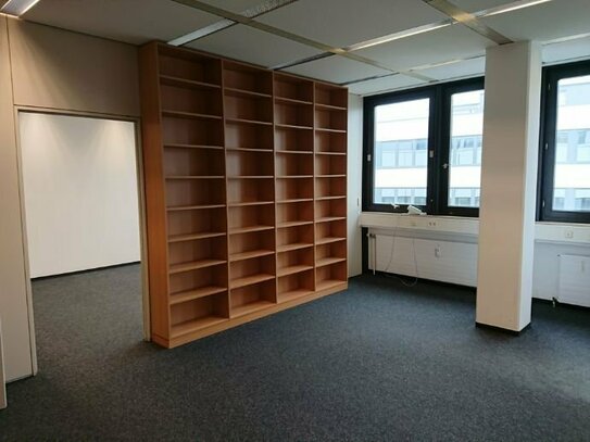 Bestes Preis-Leistungs-Verhältnis: 433 m² Bürofläche mit Glasfaseranschluss ab sofort verfügbar