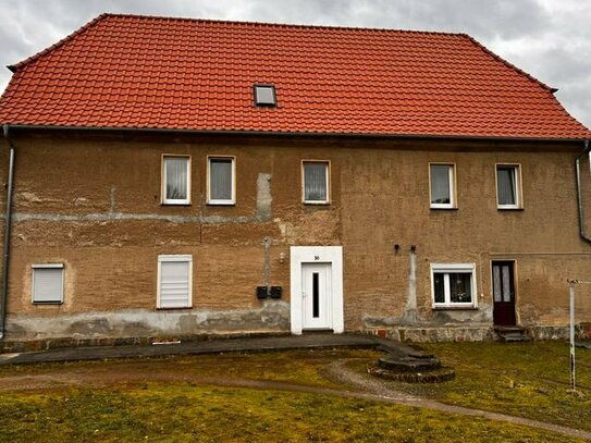 Mehrfamilien Haus mit großem Grundstück in Wohlsdorf