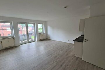 Sehr schöne 1-Raumwohnung mit Balkon, 2 Abstellräume, PKW-Stellplatz inkl. uvm.