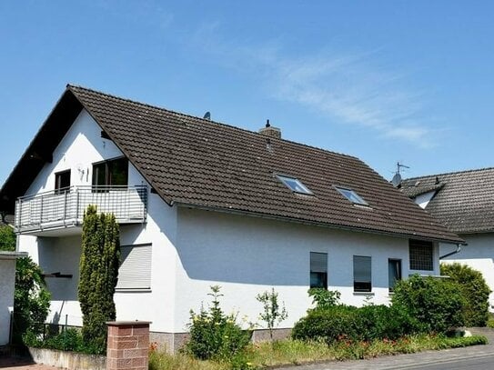 **RESERVIERT** Perfektes Zuhause für die große Familie, zwei Familien, Wohnen und Vermieten etc.