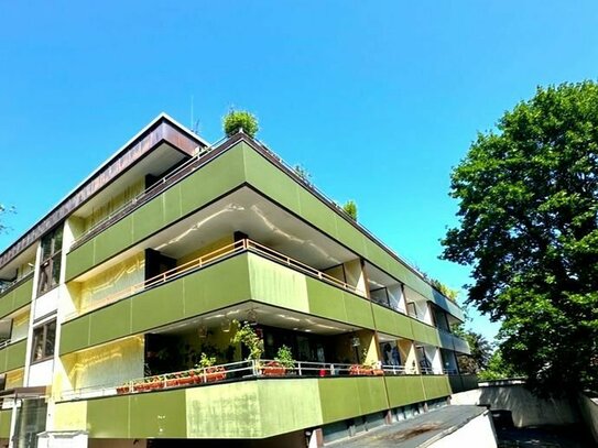 **TOP LAGE** Schöne, gepflegte 1 Zimmer Wohnung mit Dachterrasse und TG-Stellplatz