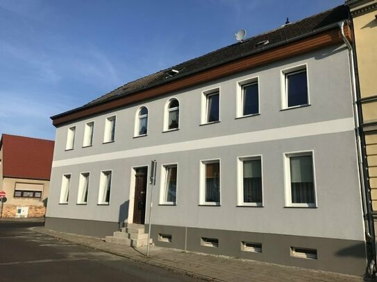 Geräumige 4- Zimmer-Maisonette-Wohnung in SBK zu vermieten