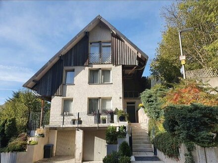 Außergewöhnliches Architektenhaus mit Einliegerwohnung