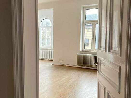 Elegante, sanierte Altbauwohnung im Offiziershaus