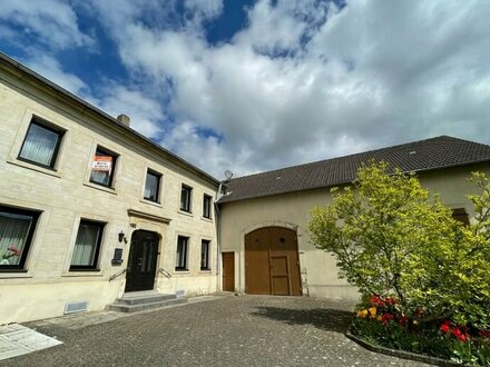 Stilvolles Bauernhaus mit großem Grundstück (Bauplatz) und Scheune in Überherrn zu verkaufen