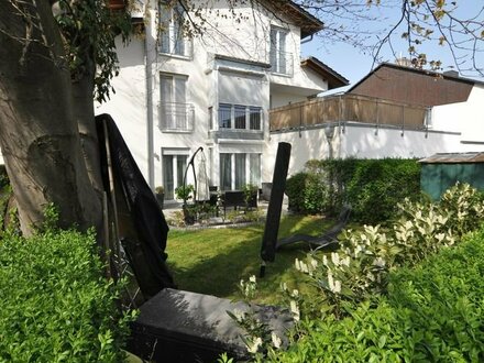 schöne 2,5 Zi. Maisonettewohnung, großer Gartenanteil, ruhige Lage, viel Wohn-/Nutzfläche