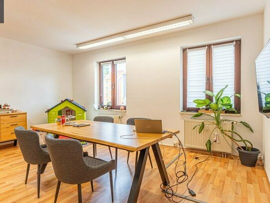 Gepflegtes Büro mit 3 Zimmer