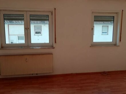 2 ZKB Wohnung in Eisenberg zu vermieten