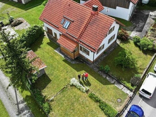 Schönes Einfamilienhaus mit Garten ohne Provision