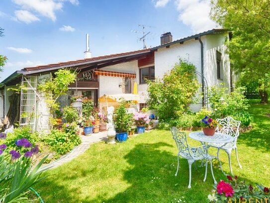 Schönes Einfamilienhaus im Bungalowstil mit Garten in ruhiger Lage zu verkaufen.