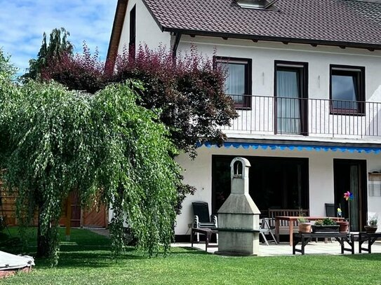 Gepflegtes Reiheneckhaus in München-Untermenzing mit großem und gepflegten Garten wartet auf einen neuen Eigentümer