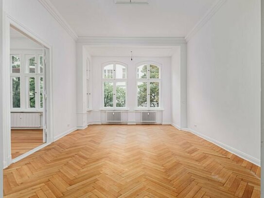 Große, bezugsfreie 4-Zimmer-Eigentumswohnung in Berlin-Charlottenburg kaufen