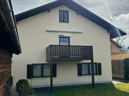 Utting - sehr gemütliche, neu renovierte 3 Zimmer Maisonettewohnung