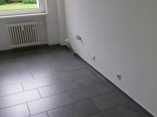 Teilsanierte 2-Zi.-Whg. (ca. 55,5 m²) mit Balkon in der Ratzeburger Vorstadt frei