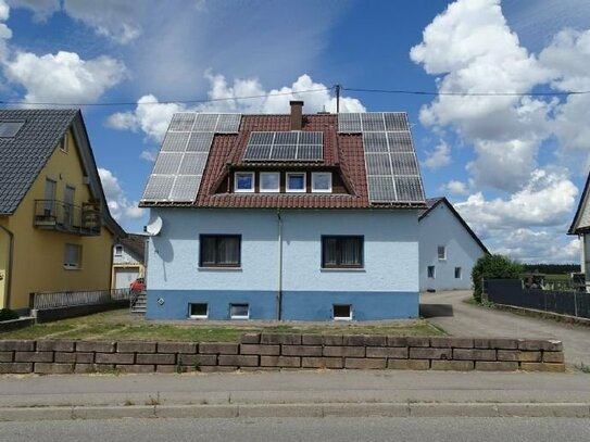Kleines Einfamilienhaus mit Potential in Eschbronn