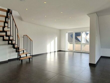 Hirschaid | Maisonette Wohnung | 3 Zi mit Balkon inkl. Einbauküche, Keller und Stellplatz