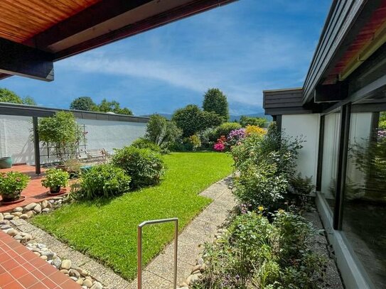 Idyllisches Wohnen: Großzügiger Bungalow im Herzen des Dreisamtals