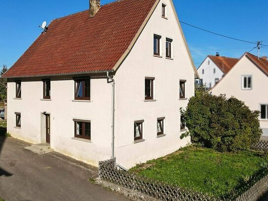 Naturparadies Schwäbischen Alb - charmantes Landhaus mit viel Potenzial