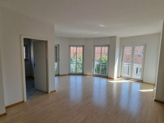 3-Raum-Wohnung mit Balkon im Zentrum von Calau